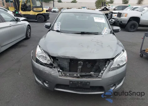 2015 Nissan Sentra Sr z USA, uszkodzony, nr VIN 3N1AB7AP5FY215118